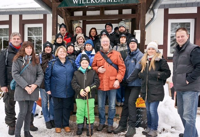 Taucher auf Winterwanderung