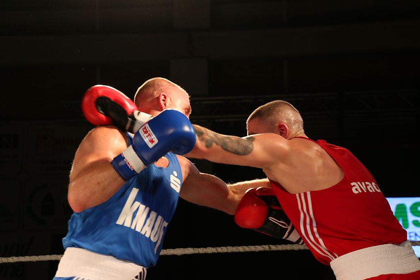 Grandiose Boxnacht in Nordhausen