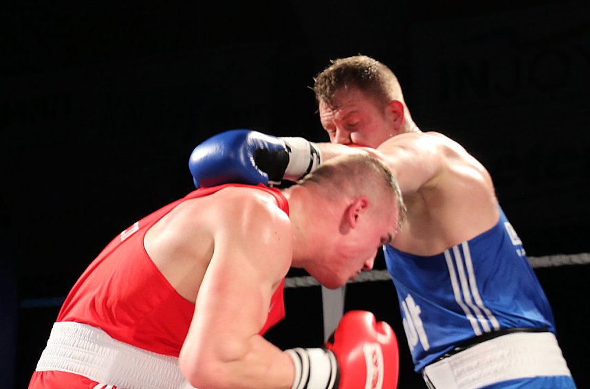 Nordh&auml;user Boxer bezwingen Hannoveraner