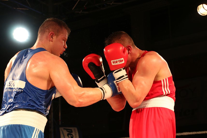 Nordh&auml;user Boxer bezwingen Hannoveraner