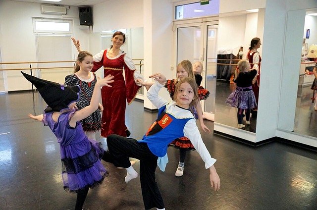Fasching im Tanzstudio Radeva