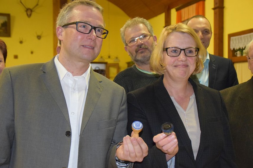 Eingemeindungsvertrag unterschrieben