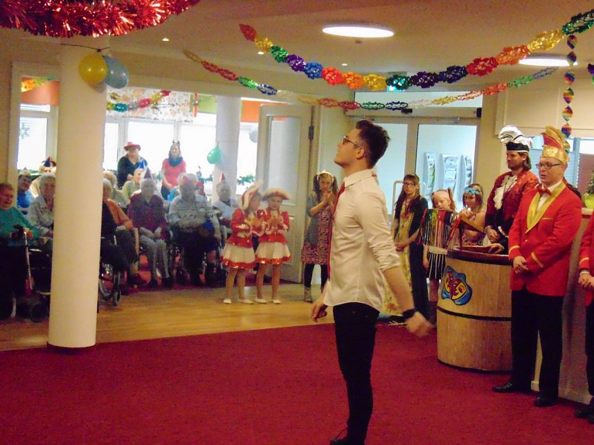 N&auml;rrisches Treiben im Sonnenhof