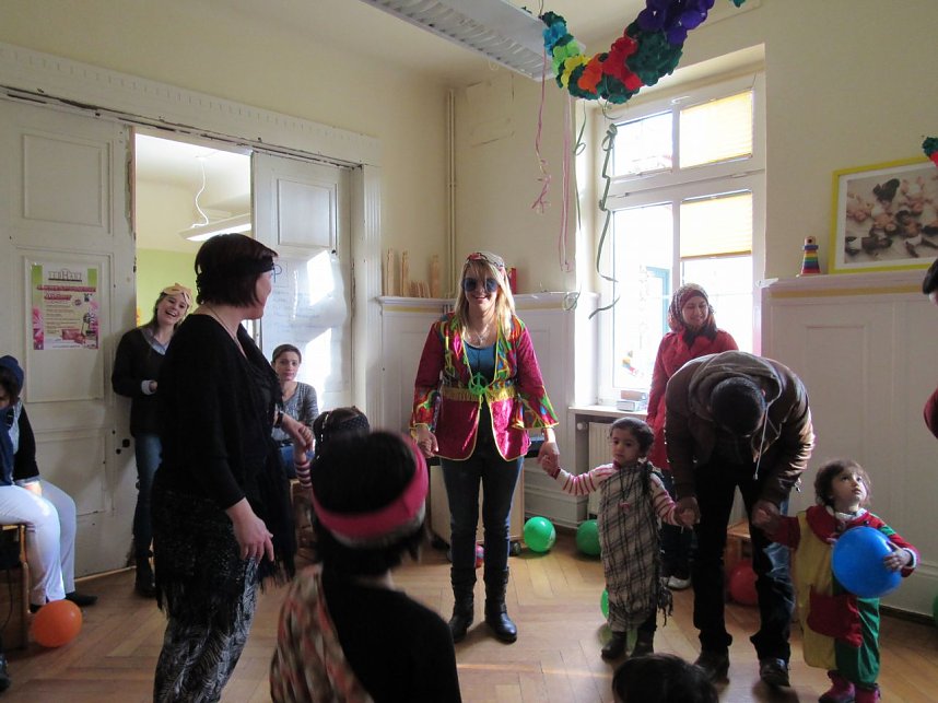 Faschingsfeier im Familienzentrum