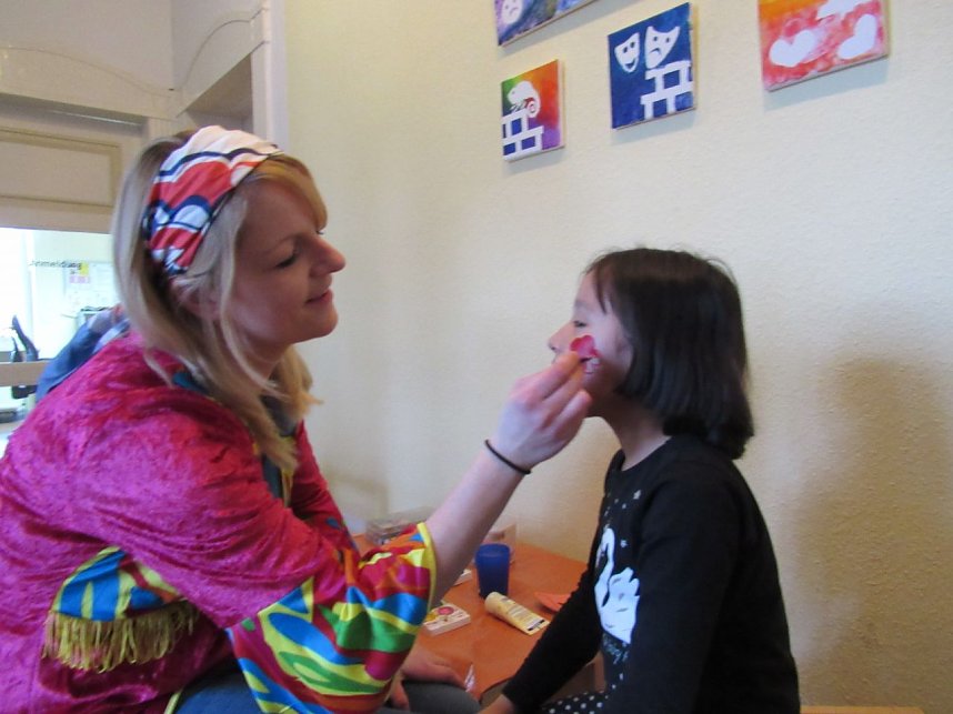 Faschingsfeier im Familienzentrum