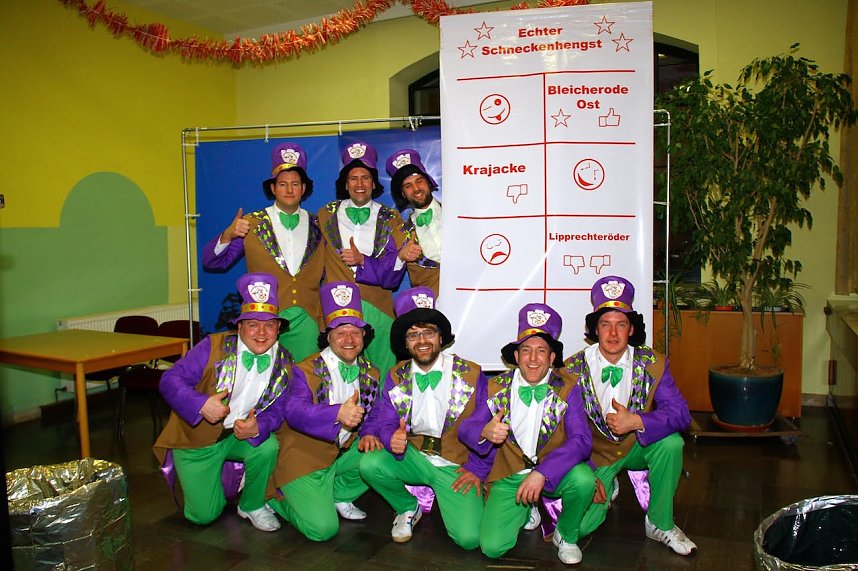 M&auml;nnerbeine und mehr auf Bleicher&ouml;der B&uuml;hne