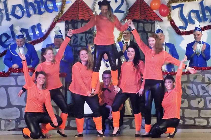 52 Jahre Karneval in Gro&szlig;lohra � viel Schunkeln, viel Lachen, viel Applaus