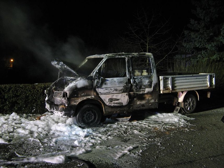 Kleintransporter brannte