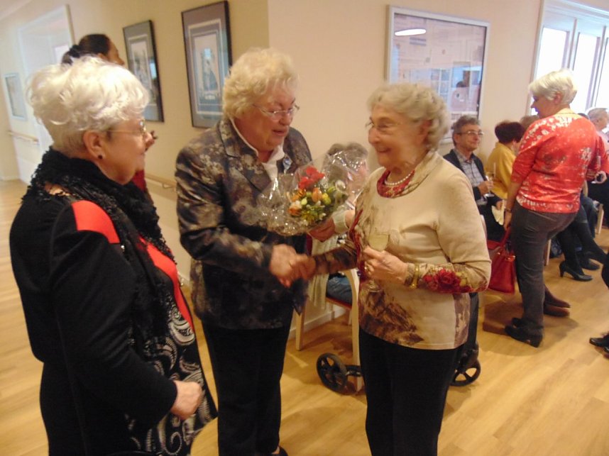 Es war einmal - Erika Schirmer zeigt ihre Scherenschnitte seit dieser Woche im Ilfelder Sonnenhof