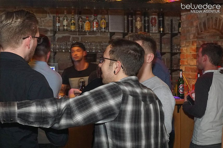 Live-Musik mit "Bartlos"