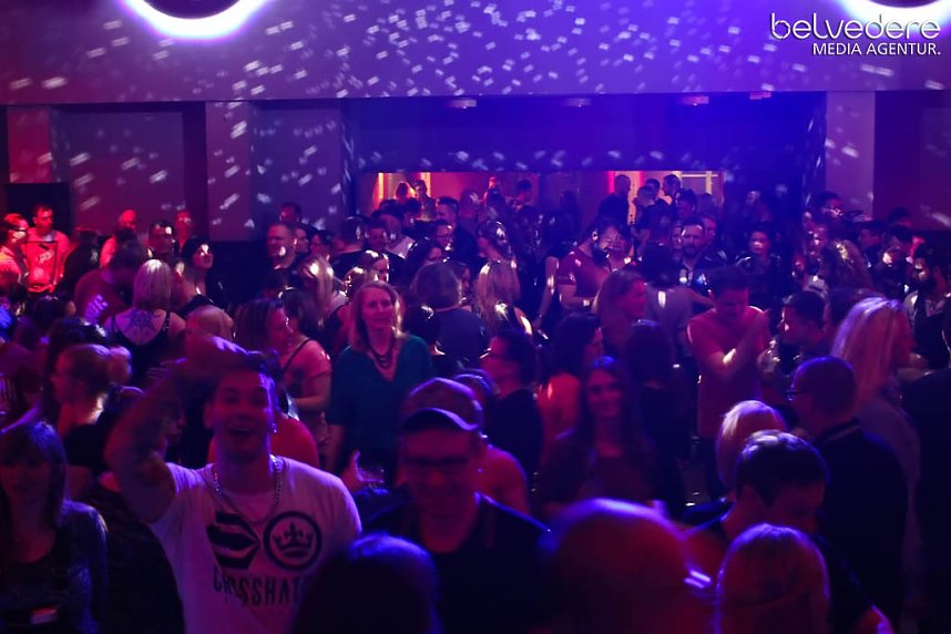 Party im Jugendclubhaus in Nordhausen - der Samstag