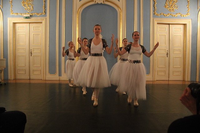 Das Tanzstudio Radeva verzauberte das Publikum im Blauen Saal