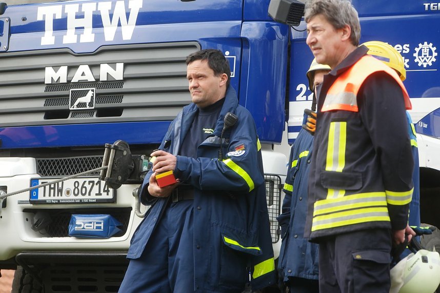 THW und Feuerwehren &uuml;bten an der Zorge