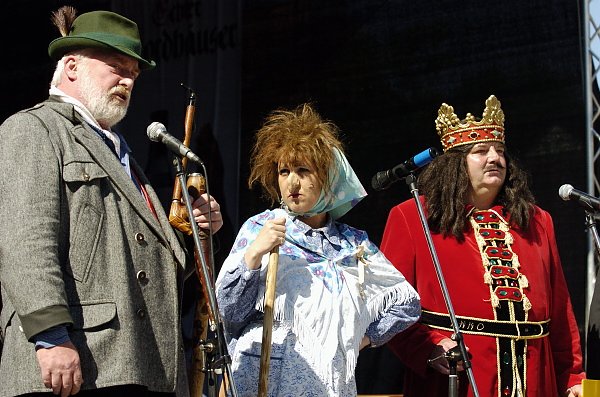 Oller Ebersberg, Hexe, Roland