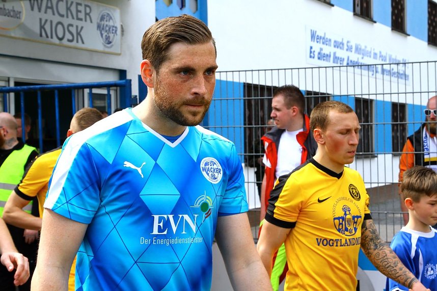 Wacker verliert gegen Auerbach im heimischen AKS