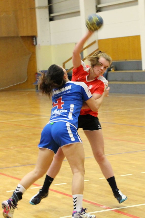 NSV-M&auml;dchen mit zu wenig Bewegung