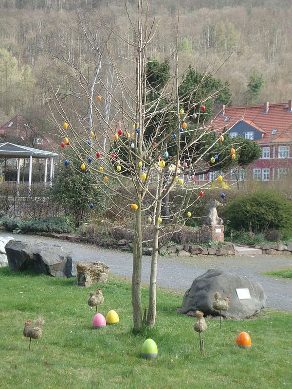 Aufr&auml;umen im Ilfelder Kurpark