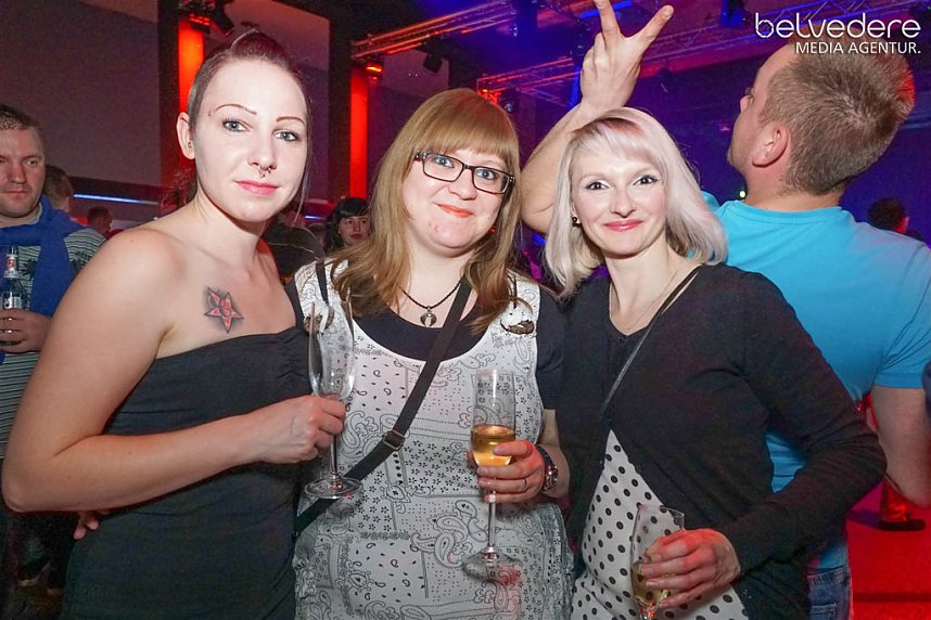 Party im Jugendclubhaus in Nordhausen - der Samstag