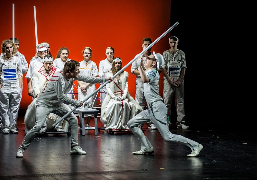 Sein oder nicht sein - der Theaterjugendclub bringt "Hamlet" auf die B&uuml;hne