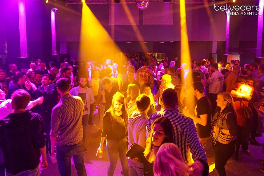 Party im Jugendclubhaus in Nordhausen - der Samstag