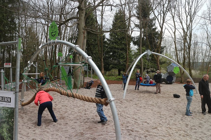 Titan RT - die l&auml;ngste Fu&szlig;g&auml;ngerh&auml;ngebr&uuml;cke der Welt wurde heute im Harz er&ouml;ffnet