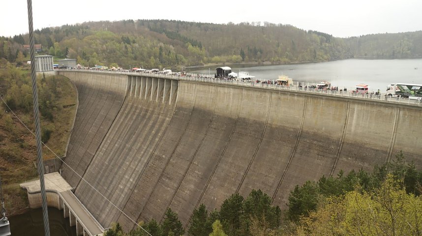 Titan RT - die l&auml;ngste Fu&szlig;g&auml;ngerh&auml;ngebr&uuml;cke der Welt wurde heute im Harz er&ouml;ffnet