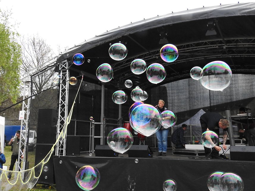 Autofr&uuml;hling auf dem Petersberg