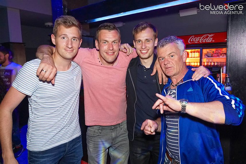 Party im Jugendclubhaus in Nordhausen - der Samstag