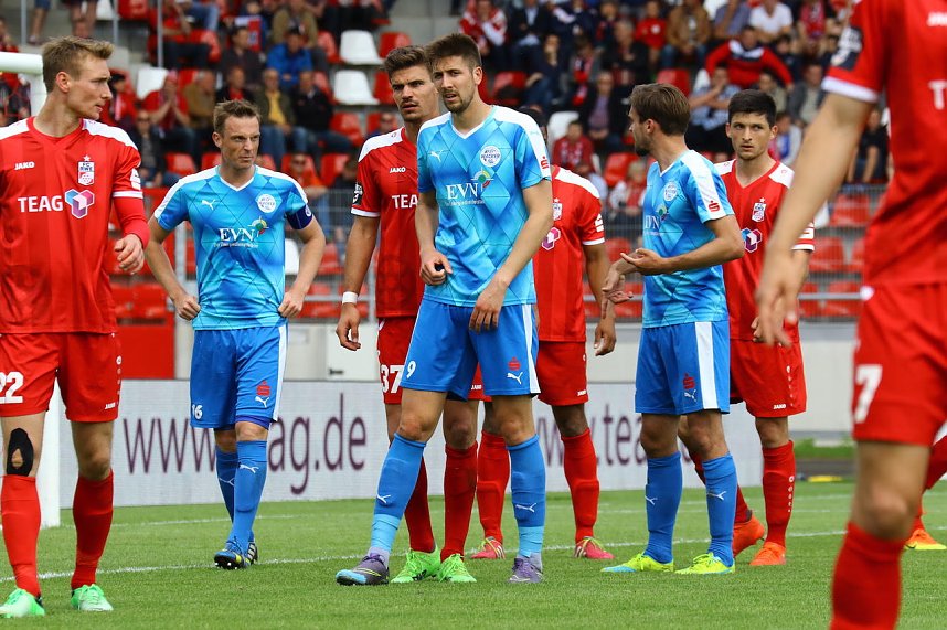 Pokalfinale zwischen RWE und Wacker in Erfurt