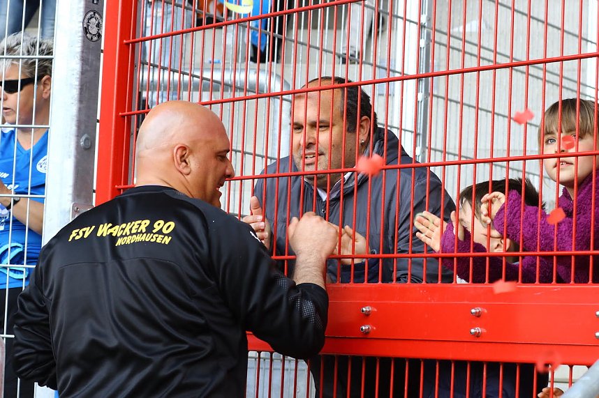 Pokalfinale zwischen RWE und Wacker in Erfurt
