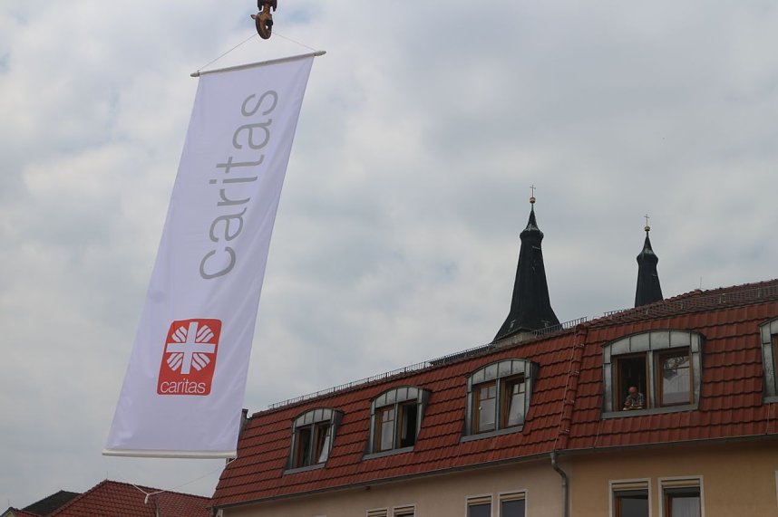 Grundsteinlegung f&uuml;r die Erweiterung des Altenpflegeheims St. Josef in Nordhausen