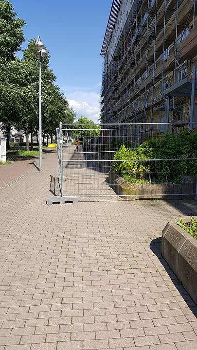 "Ungew&ouml;hnliche Baustelle"