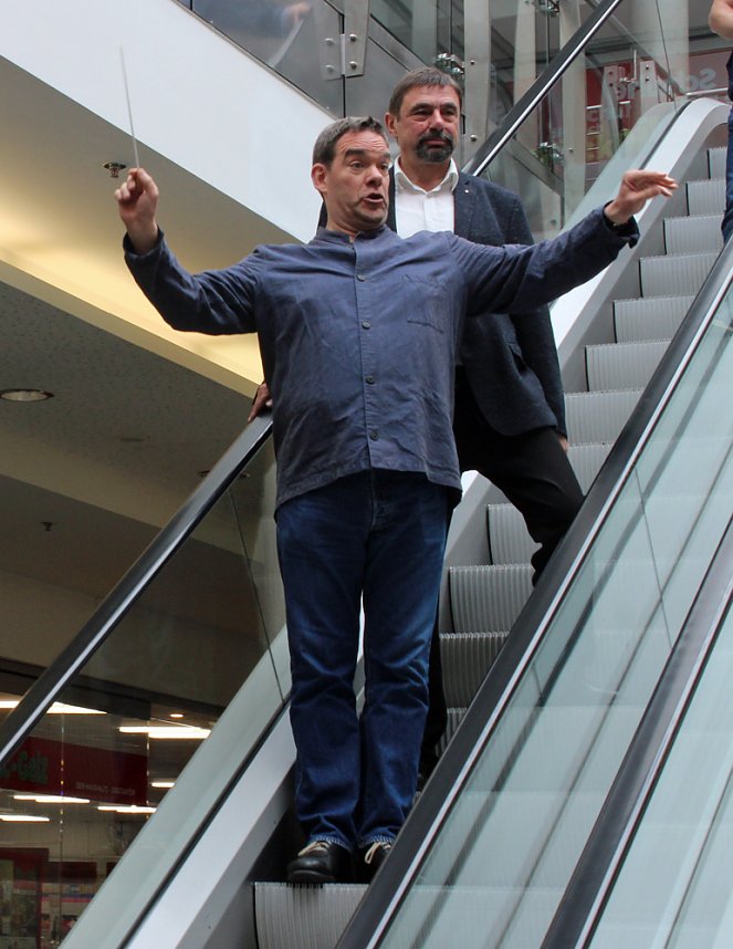 Mit Zimmermannsbleistift dirigiert