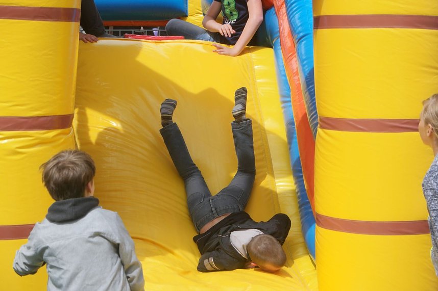 Knax-Kinderfest auf dem Parkplatz der Kreissparkasse