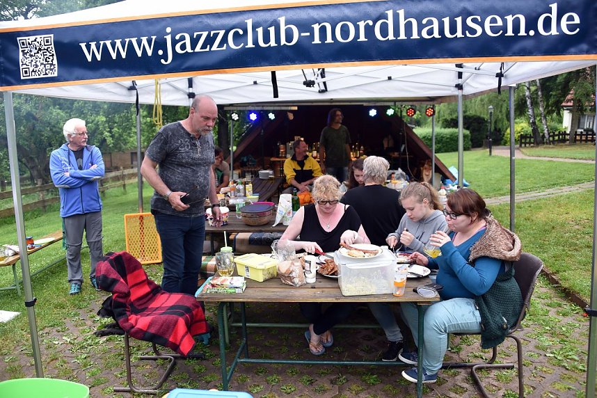 Einmal im Jahr bleibt der Jazzclub unter sich - zum Pfingstwochenende in Harz Rigi