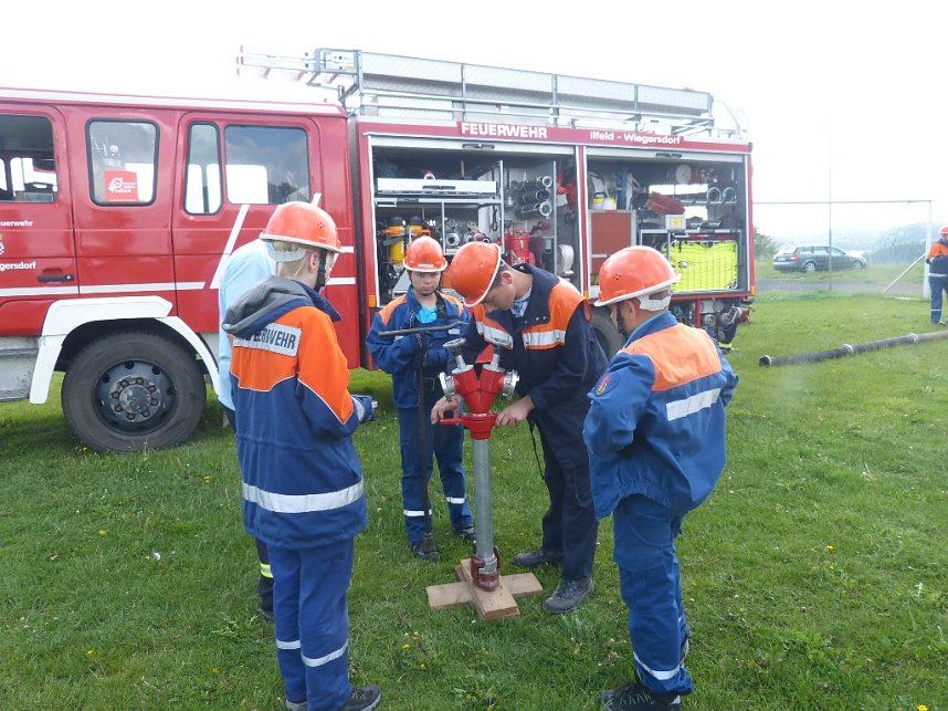 Hohnsteiner Jugendfeuerwehren im Pr&uuml;fungsstress