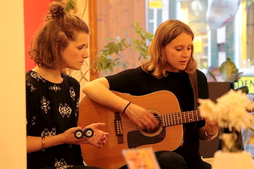 Oh lonesome me im Eine-Welt-Laden-Caf&eacute; in Nordhausen