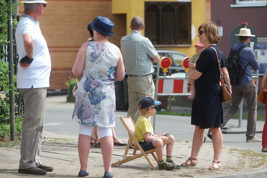 Festumzug zum 1090. Geburtstag der Rolandstadt