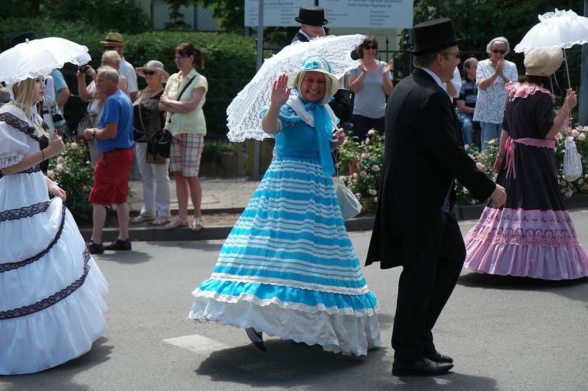 Festumzug zum 1090. Geburtstag der Rolandstadt