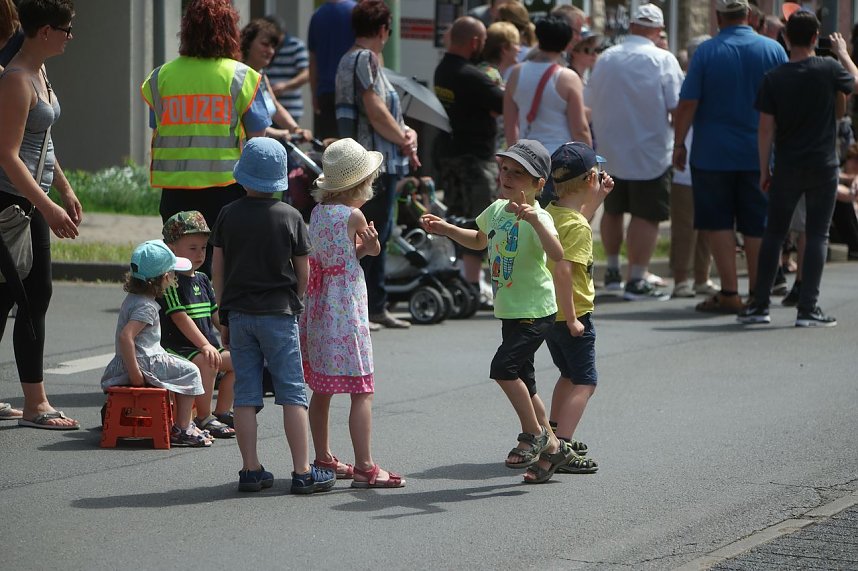 Festumzug zum 1090. Geburtstag der Rolandstadt