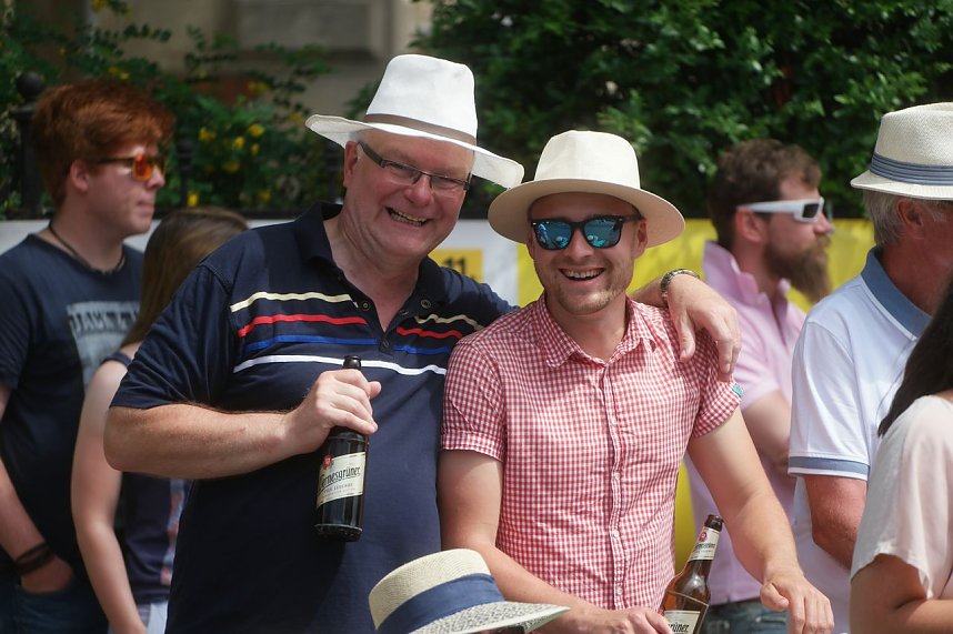 Festumzug zum 1090. Geburtstag der Rolandstadt