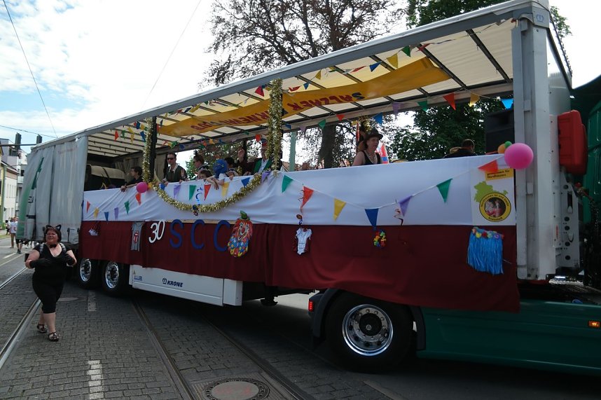 Festumzug zum 1090. Geburtstag der Rolandstadt