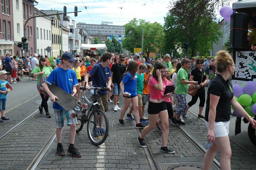 Festumzug zum 1090. Geburtstag der Rolandstadt