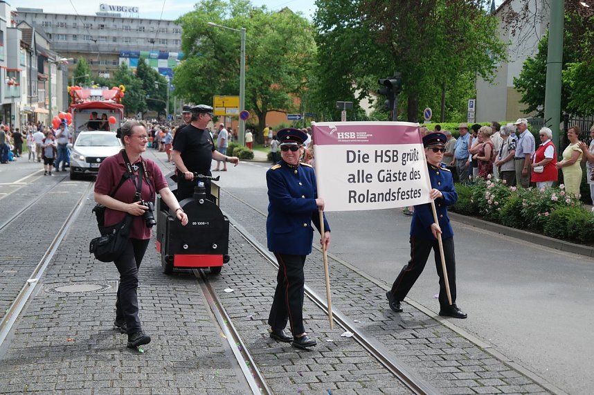 Festumzug zum 1090. Geburtstag der Rolandstadt