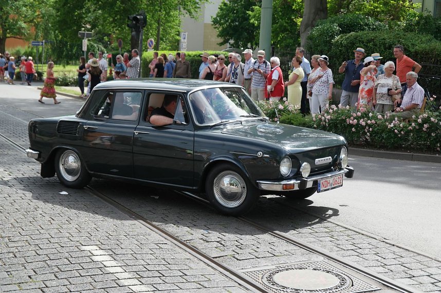 Festumzug zum 1090. Geburtstag der Rolandstadt