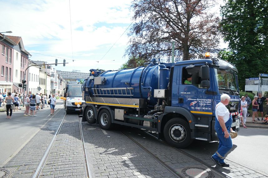 Festumzug zum 1090. Geburtstag der Rolandstadt