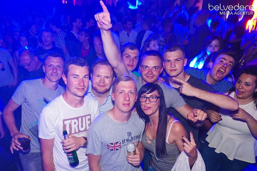 Party im Jugendclubhaus in Nordhausen - der Samstag