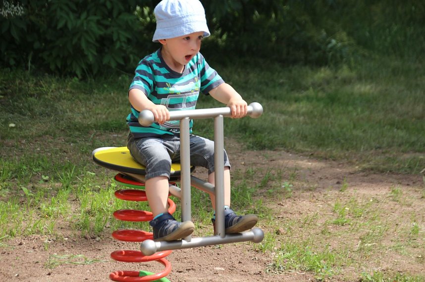 Neuer Spielplatz f&uuml;r Sundhausen