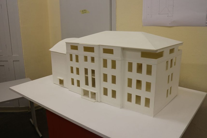 Bye, bye Oberstufe - den Beginn der Sanierung am Humboldt-Gymnasium wurde heute ausgiebig gefeiert