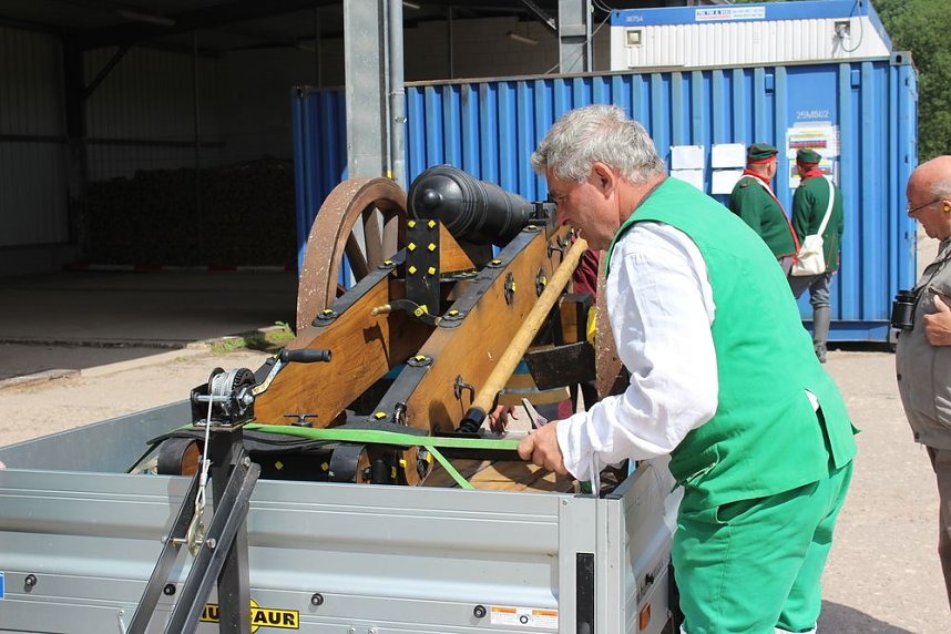 Gro&szlig;e Parade auf dem Dickkopf